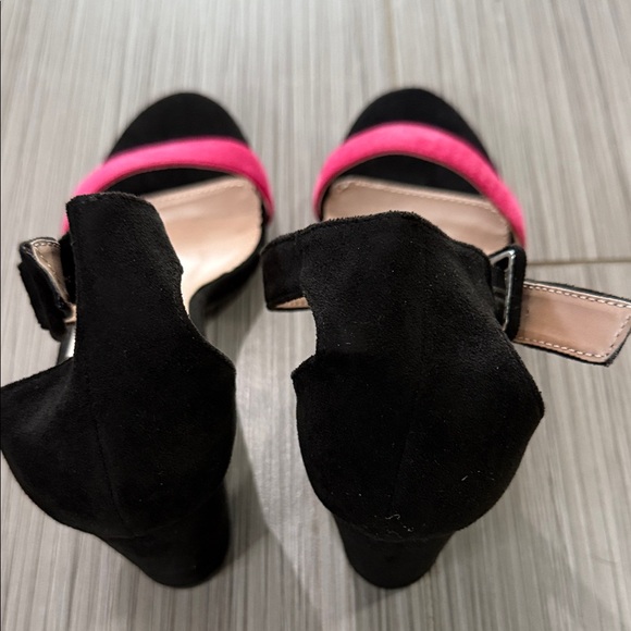 Elegant Black and Pink Women's block Heels NWOT size 7.5 - Picture 6 of 9